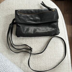 Elegant Black Leather Crossbody with Dual Compartments